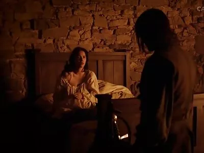 Blond tonåring onanerar